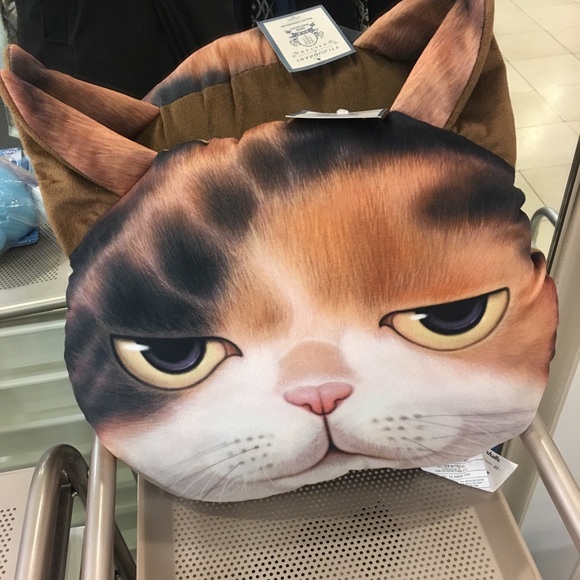 Meet your Posher, Jennifer - Picture 1 of 1